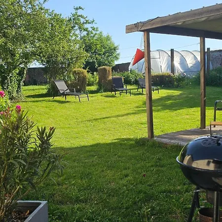 Le Carré Aux Buis, Maison Avec Jardin Sud Amiens Casa vacanze *